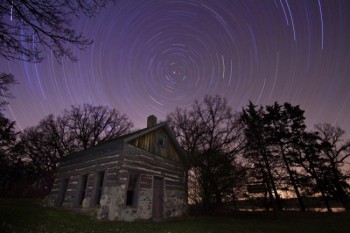 A starry backdrop at Ole Mortimer’s Cabin at Oakwood State Park.