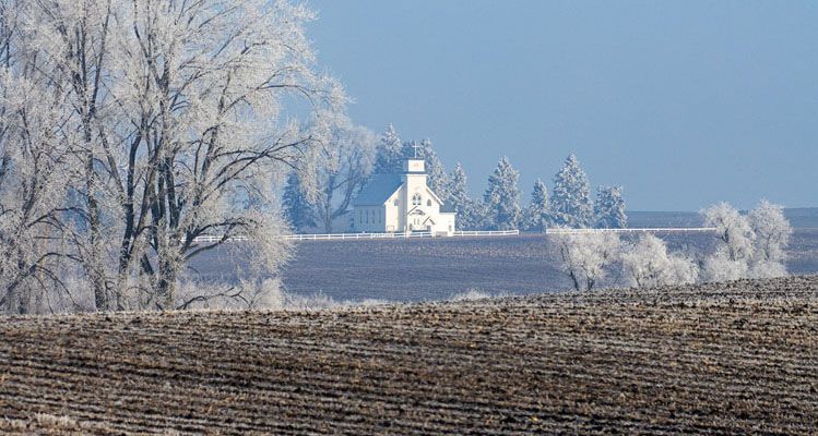 South Dakota Magazine: Celebrating Life in South Dakota