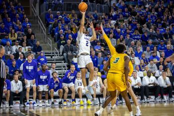 SDSU’s Zeke Mayo hits a jumper with 51 seconds left in the men’s championship game to put the Jacks up by three over NDSU.